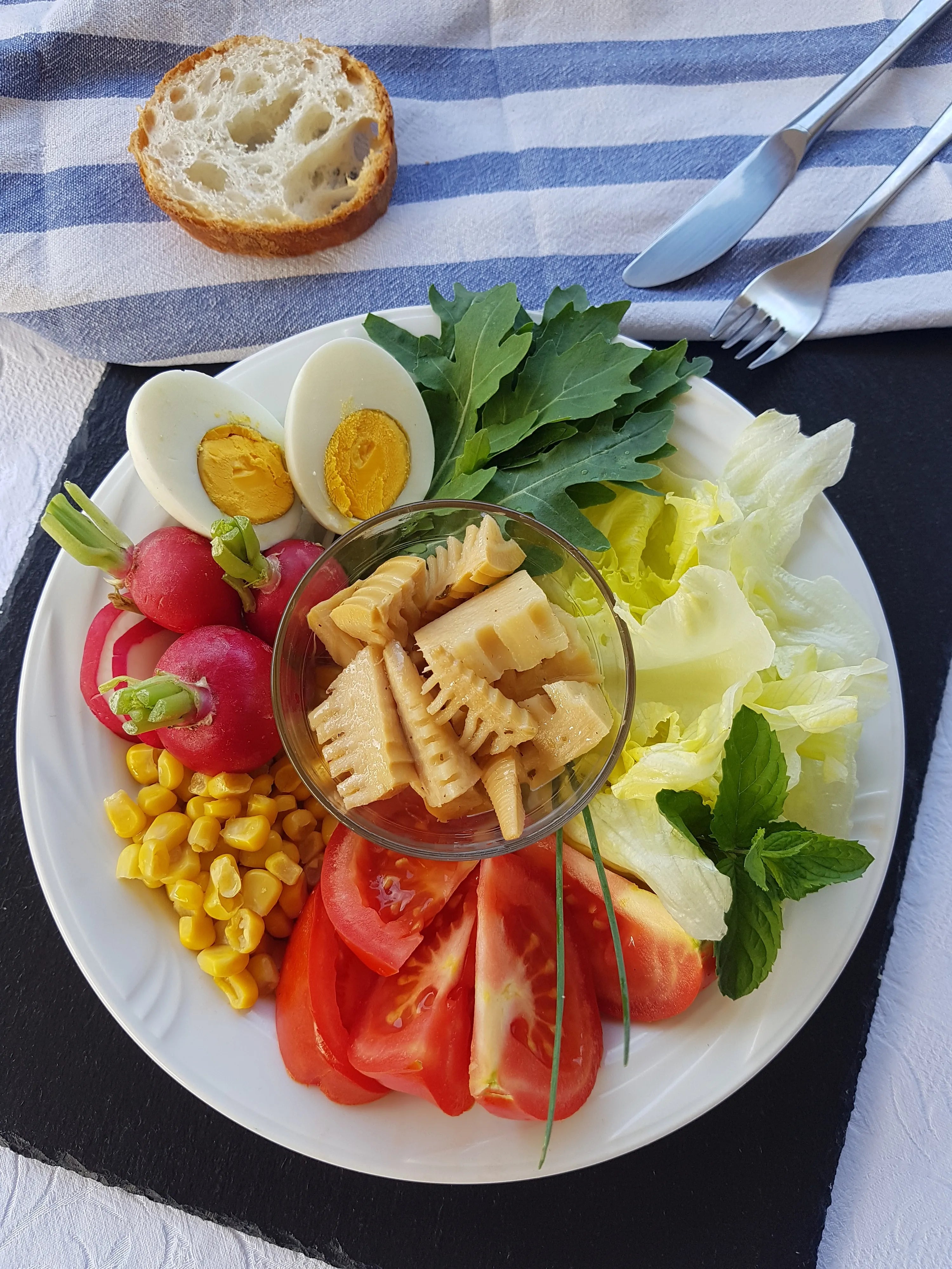 Germogli di bambù in olio con peperoncino 260g