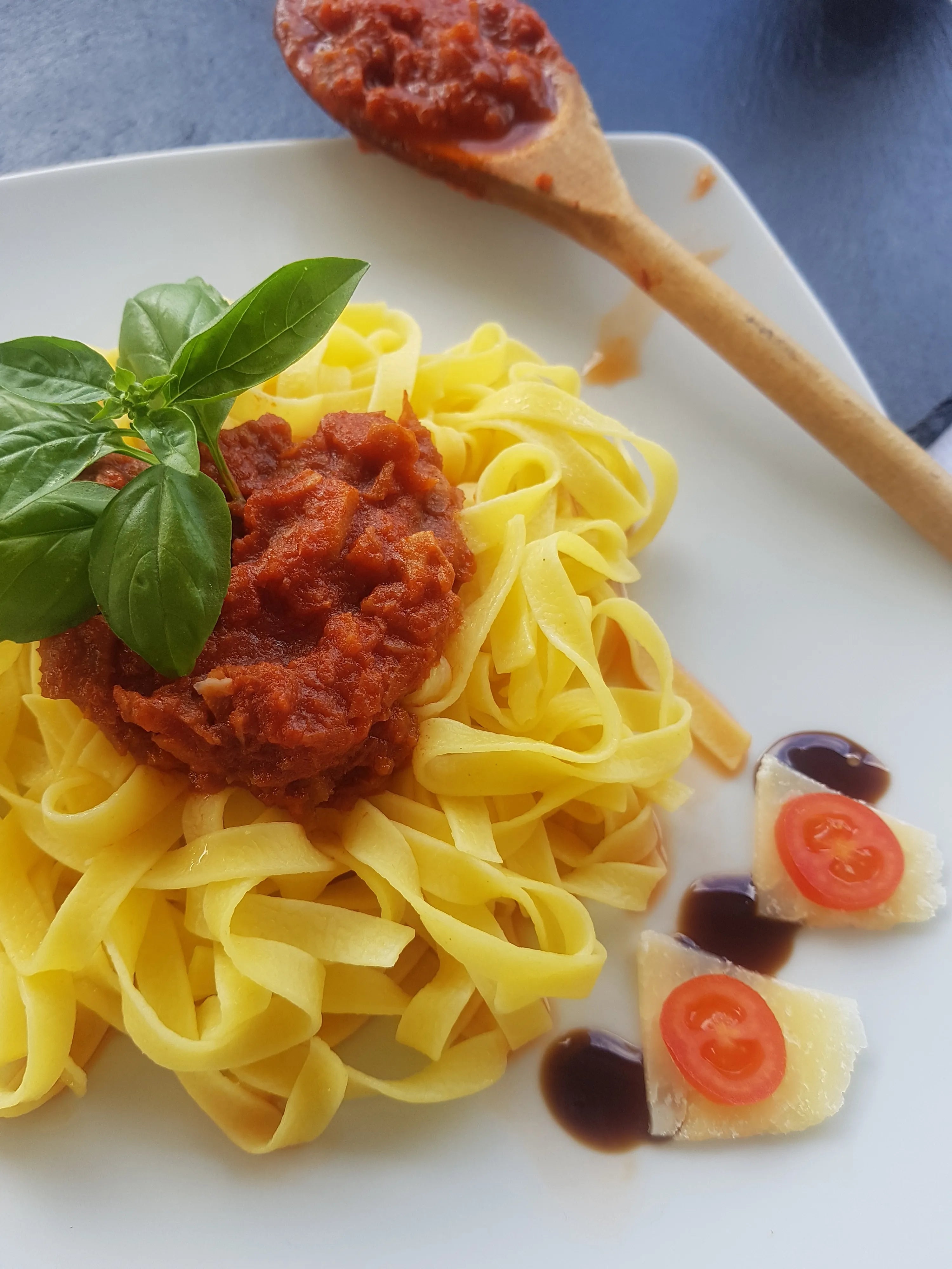 Sugo pronto di pomodoro e germogli di bambù 280g